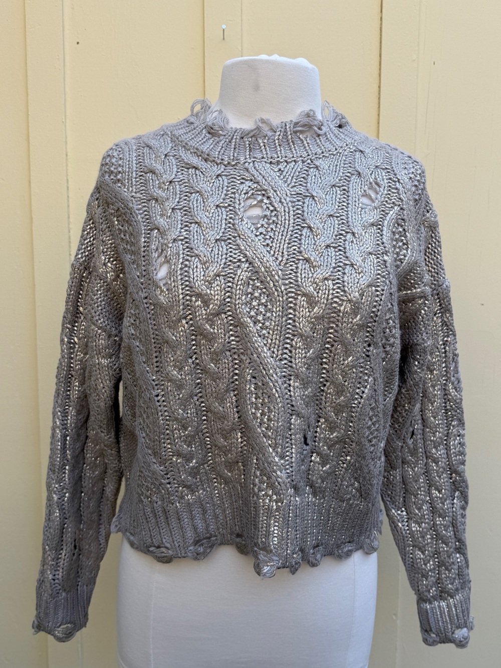 Zara Metallic Gold Chunky Cable Knit Sweater Cropped Women L Grunge Distressed